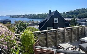 Vakker Lelighet Naer Sentrum.
